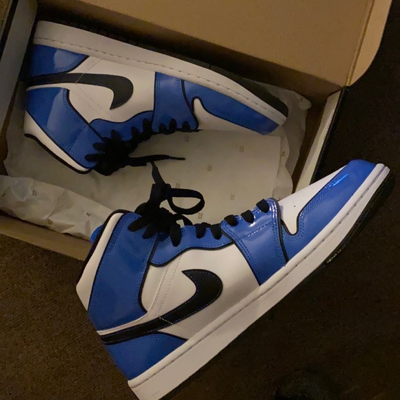 Jordan Retro 1’s Signal Blue